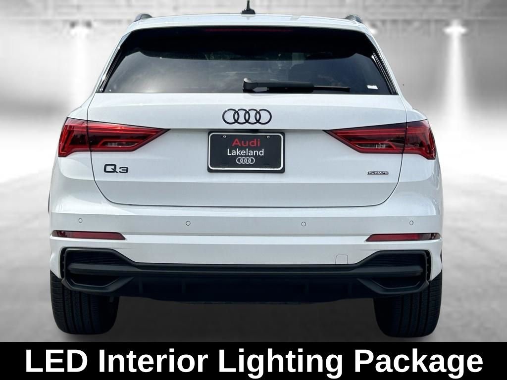 Used 2025 Audi Q3 2.0T Premium w/ Convenience Package AWD/4WD image 4
