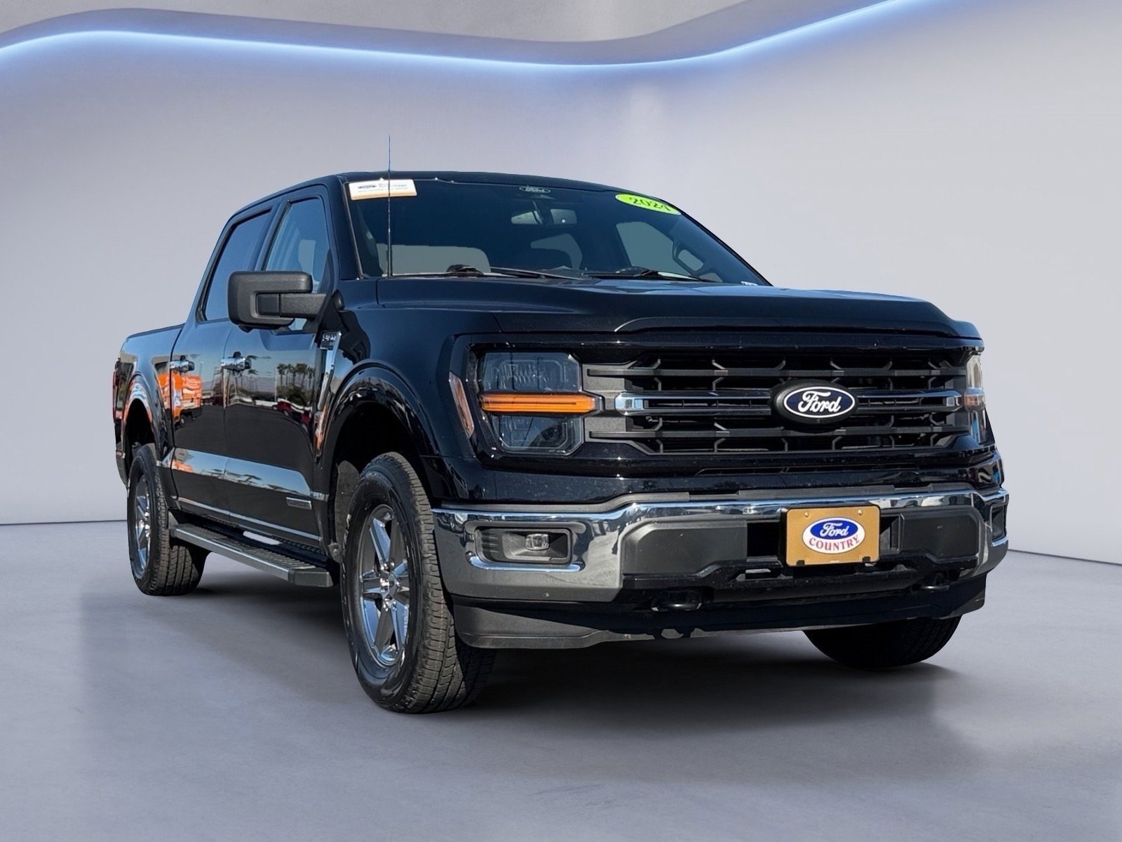 Certified 2024 Ford F150 XLT w/ Mobile Office Package image 3