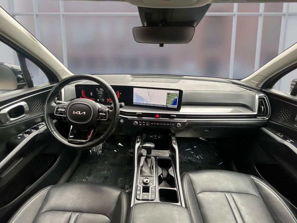 Used 2024 Kia Sorento S image 19