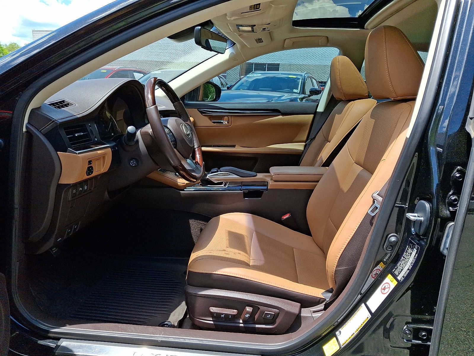 Used 2018 Lexus ES 350 w/ Navigation System Package FWD image 27
