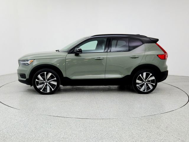 Certified 2022 Volvo XC40 P8 Recharge Plus image 8