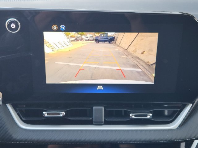 Used 2026 Chevrolet Equinox LT FWD image 6