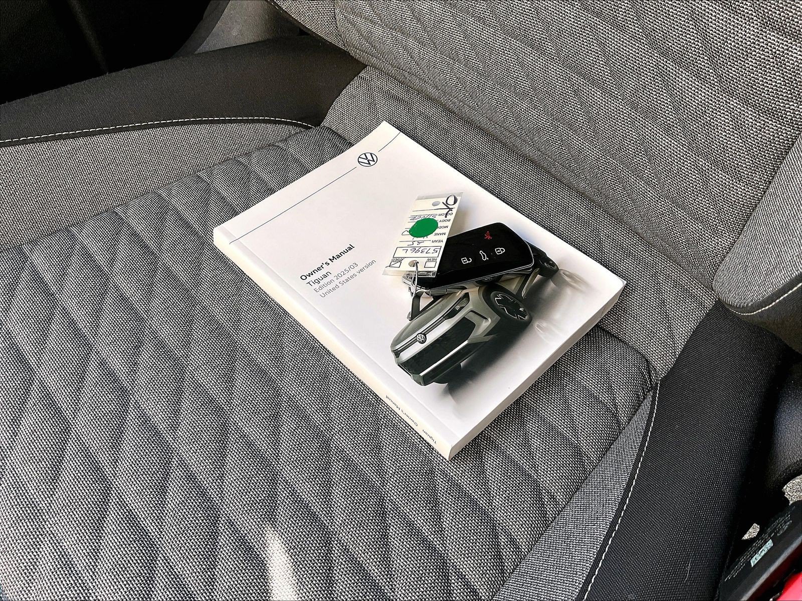 Certified 2025 Volkswagen Tiguan S FWD image 10