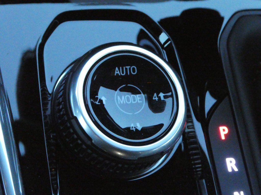 New 2026 GMC Canyon AT4 image 15