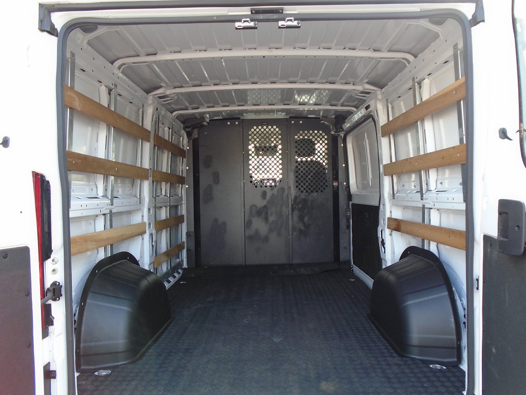 Used 2025 RAM ProMaster 2500 w/ U-Haul Equipment Group FWD image 16