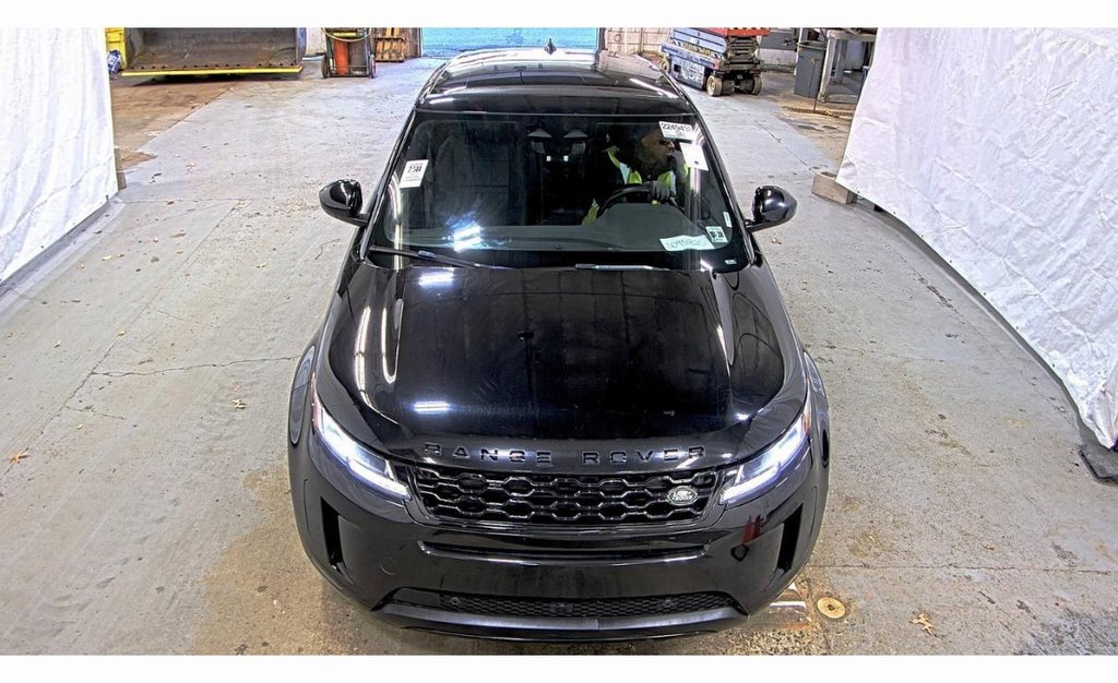 Used 2023 Land Rover Range Rover Evoque S image 3