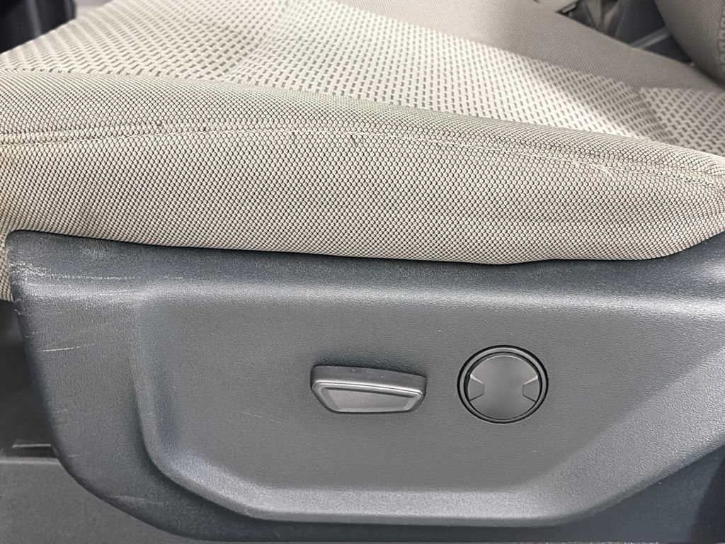 Certified 2020 Ford F150 XLT image 25