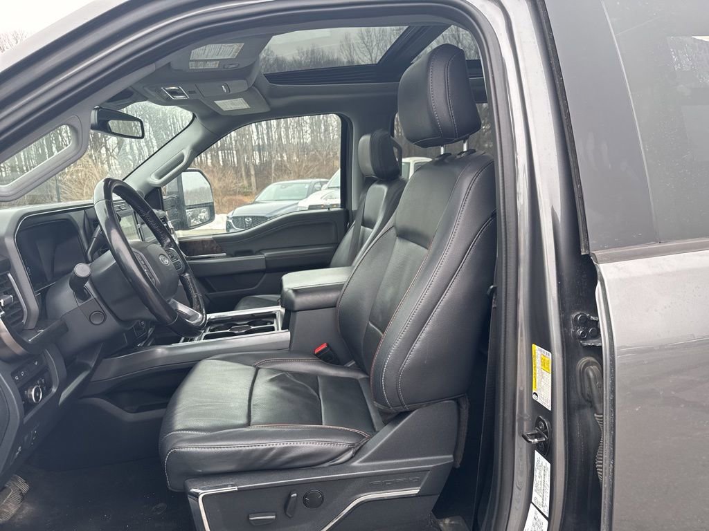 Certified 2023 Ford F450 Lariat w/ FX4 Off-Road Package image 10