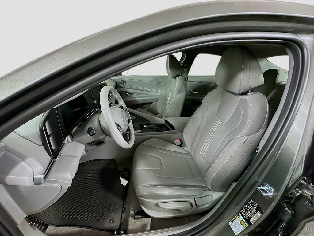 New 2026 Hyundai Elantra Sport image 15