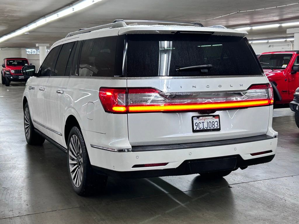 Used 2019 Lincoln Navigator L Reserve image 4
