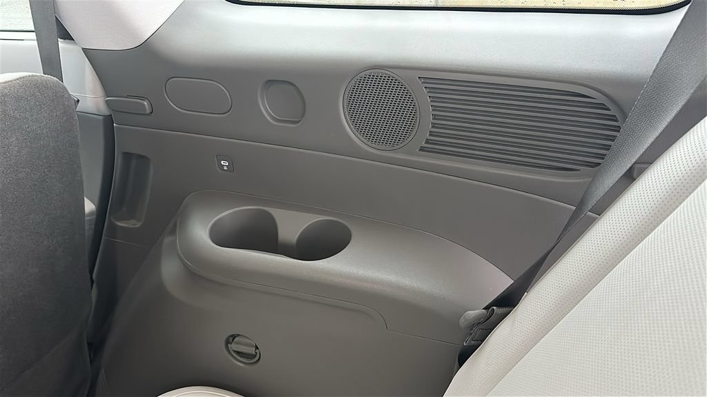 Certified 2026 Hyundai Palisade SEL FWD image 37