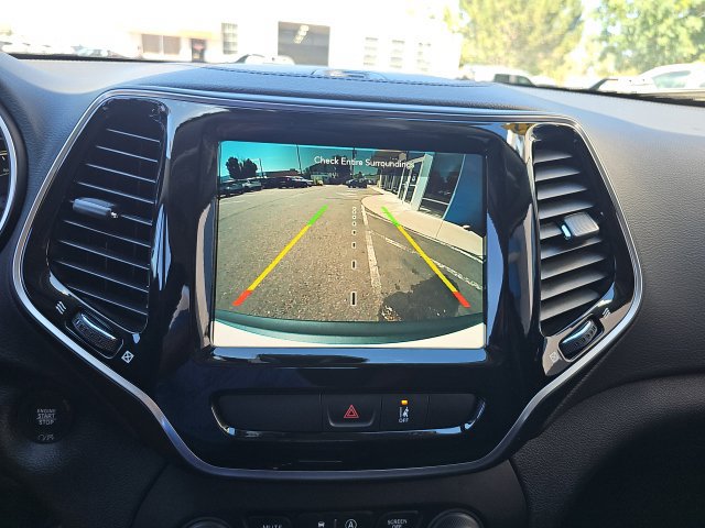 Used 2022 Jeep Cherokee Limited w/ Elite Package AWD/4WD image 15