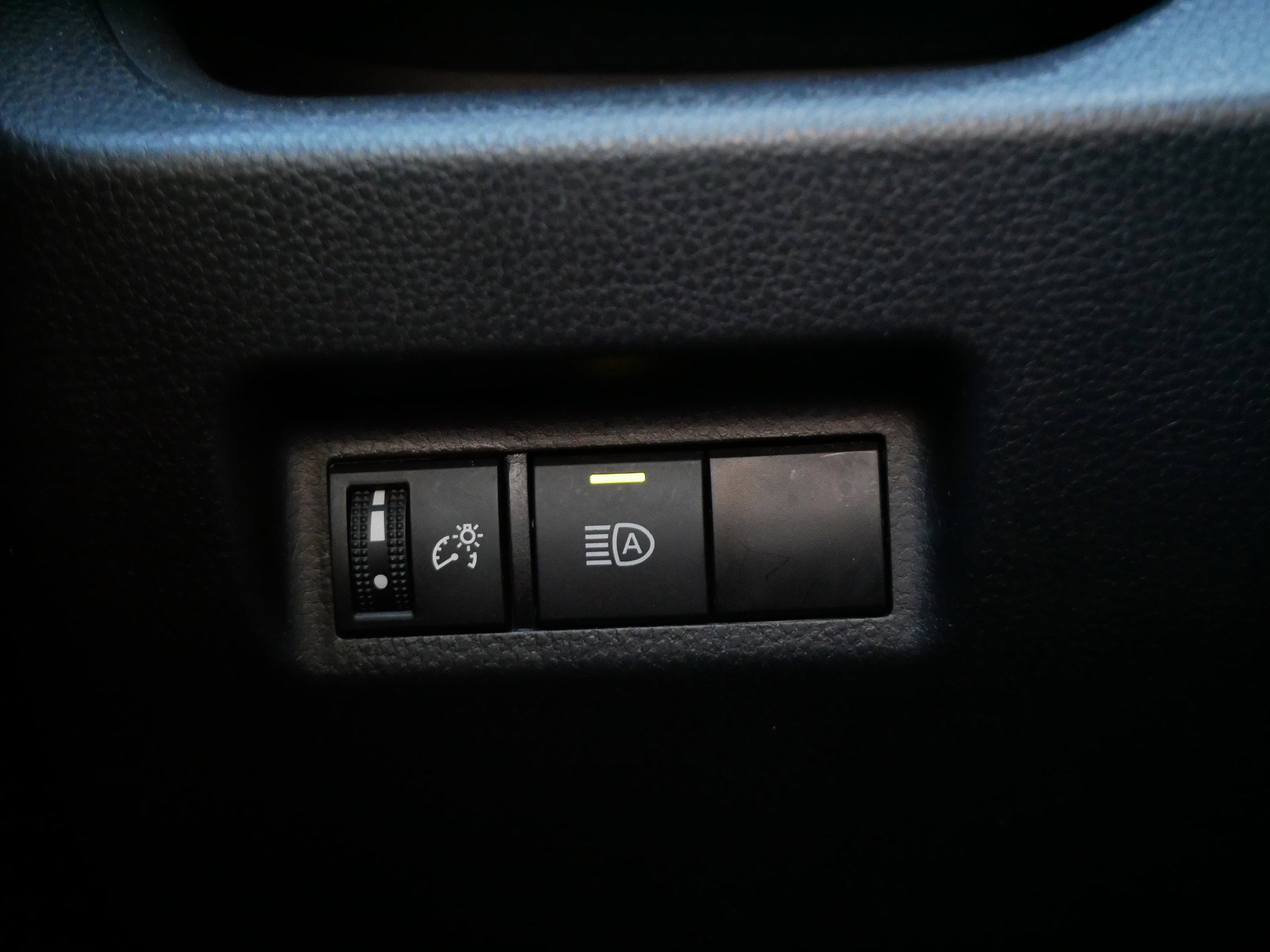 Certified 2024 Toyota RAV4 LE image 27