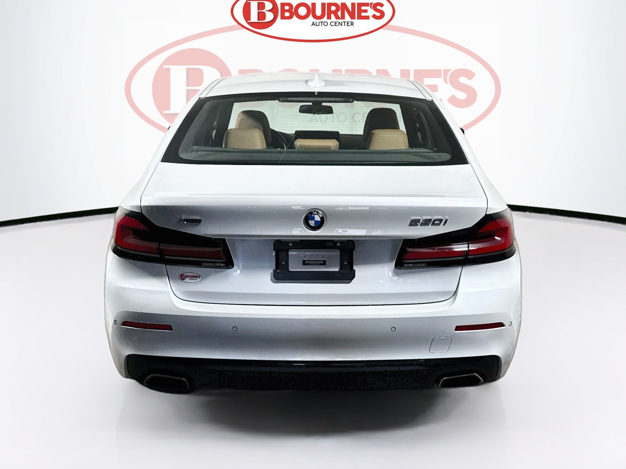Used 2023 BMW 530i xDrive w/ Premium Package AWD/4WD image 11