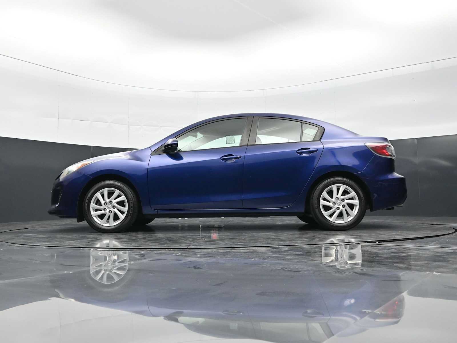 Used 2012 MAZDA MAZDA3 i Touring FWD image 32