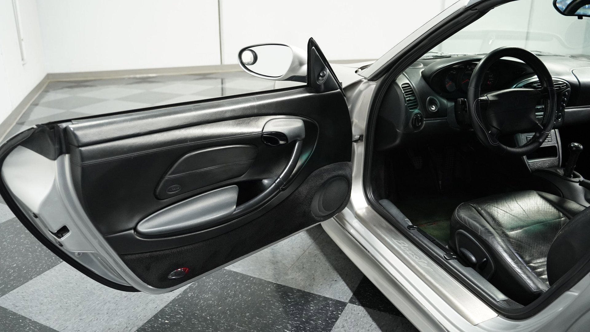 Used 1998 Porsche Boxster image 28