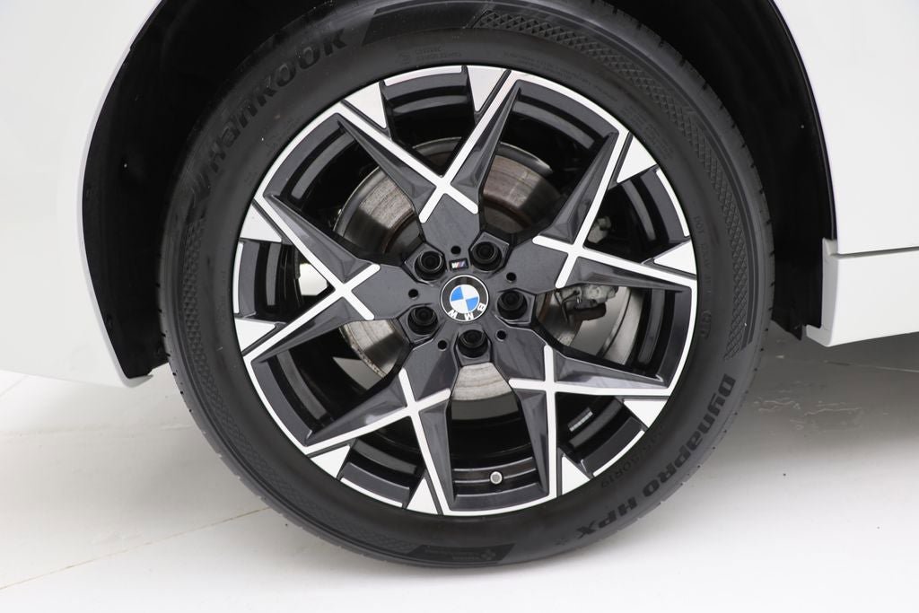 Used 2025 BMW X3 xDrive30i w/ Premium Package AWD/4WD image 9