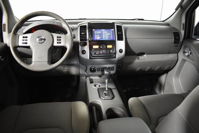 Used 2020 Nissan Frontier SV w/ Midnight Edition Floor Mats image 26