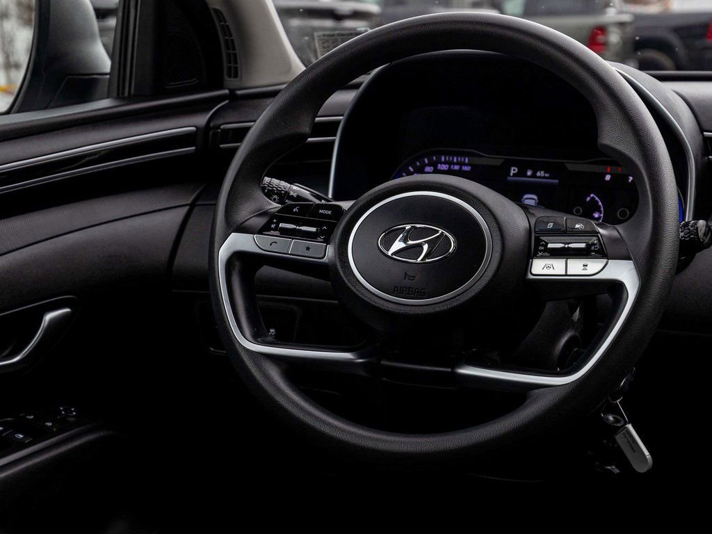 Used 2023 Hyundai Tucson SE image 24