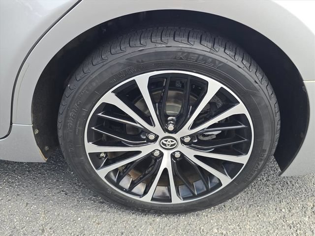 Used 2019 Toyota Camry SE FWD image 32