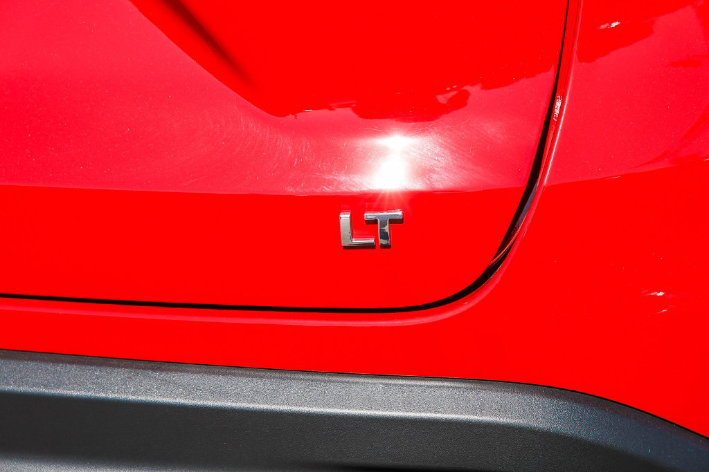 Used 2026 Chevrolet Trax LT w/ LT Convenience Package FWD image 13