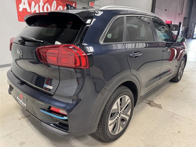 Used 2021 Kia Niro EX Premium w/ Cold Weather Package image 7