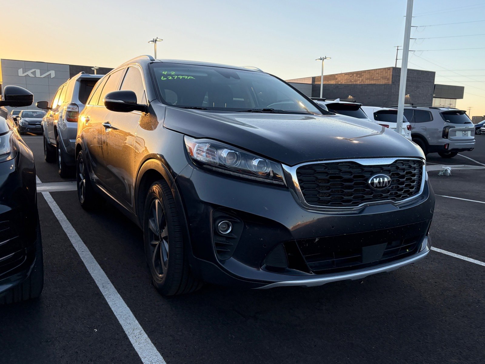 Certified 2019 Kia Sorento EX w/ EX Touring Package image 2