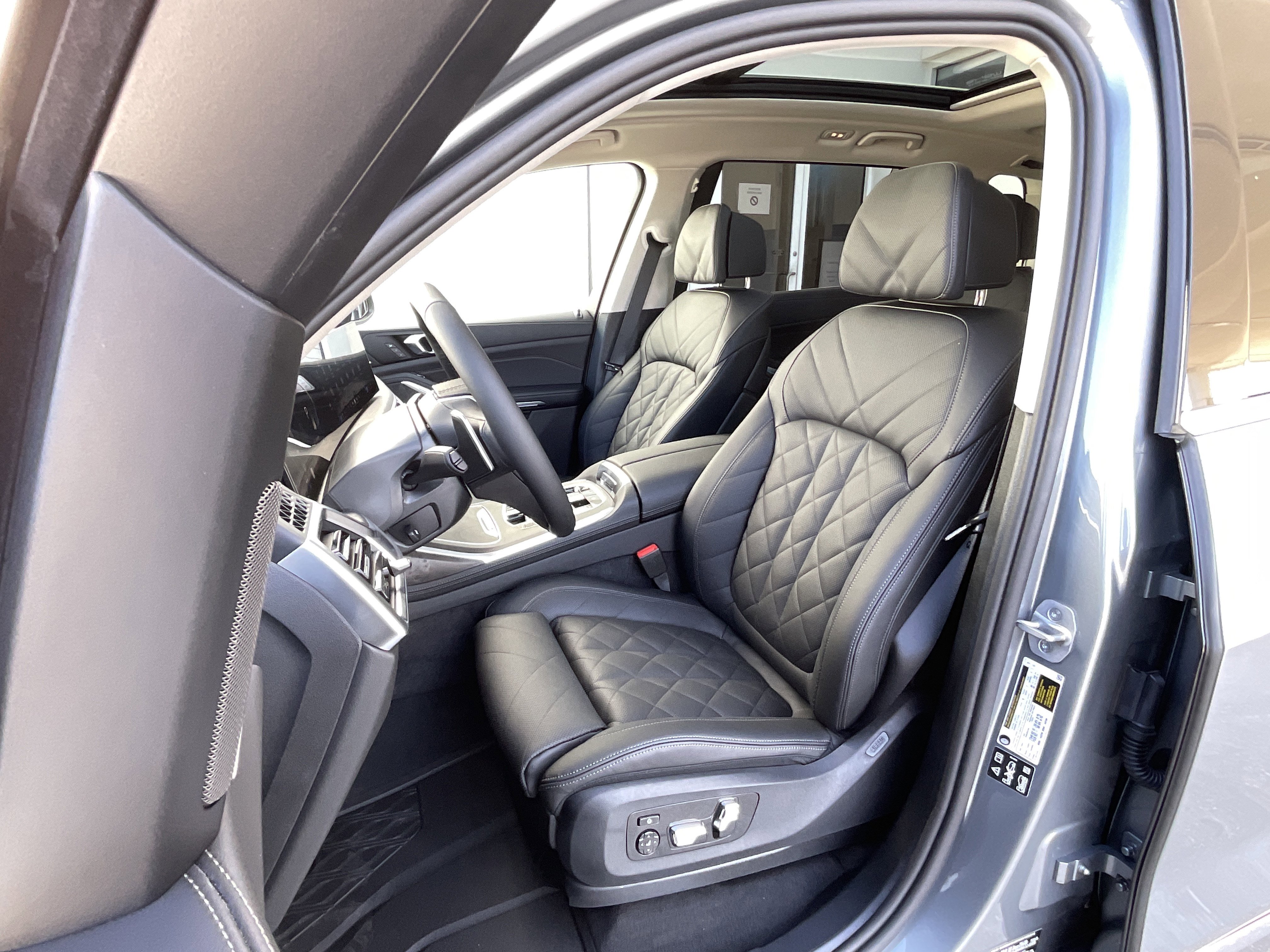 New 2026 BMW X7 xDrive40i image 11