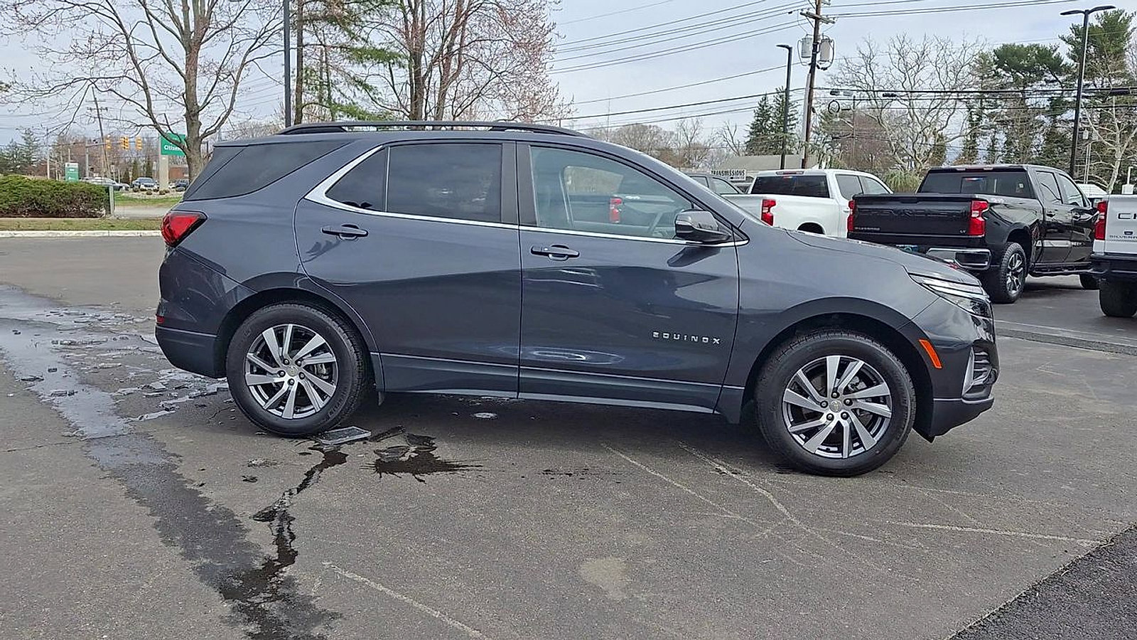 Certified 2023 Chevrolet Equinox LT image 2