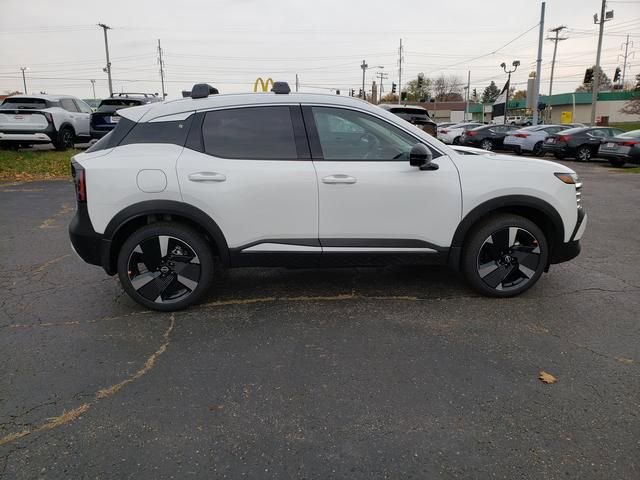 New 2026 Nissan Kicks SR w/ SR Premium Package image 8