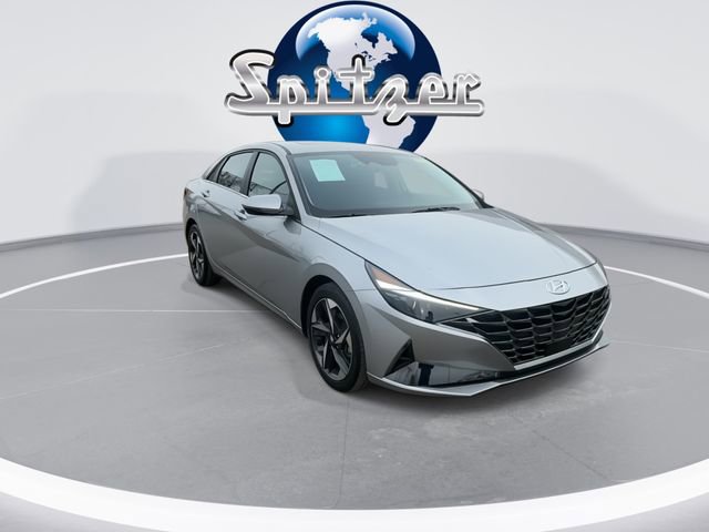 Used 2023 Hyundai Elantra Limited w/ Cargo Package image 2