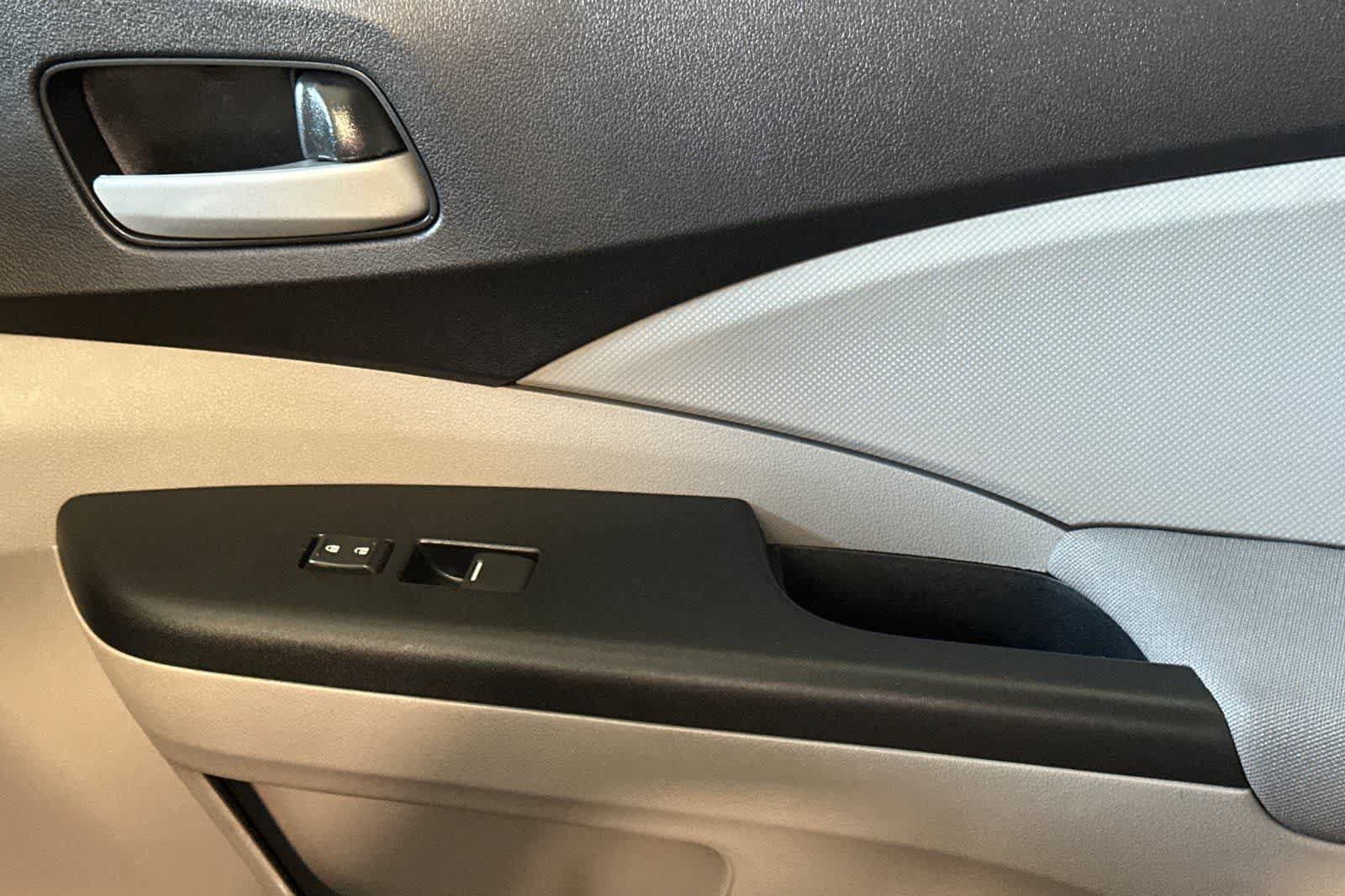 Used 2013 Honda CR-V LX image 20