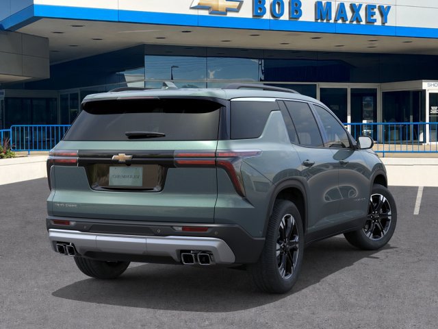 New 2027 Chevrolet Traverse LT w/ Sun and Wheel Package FWD image 4