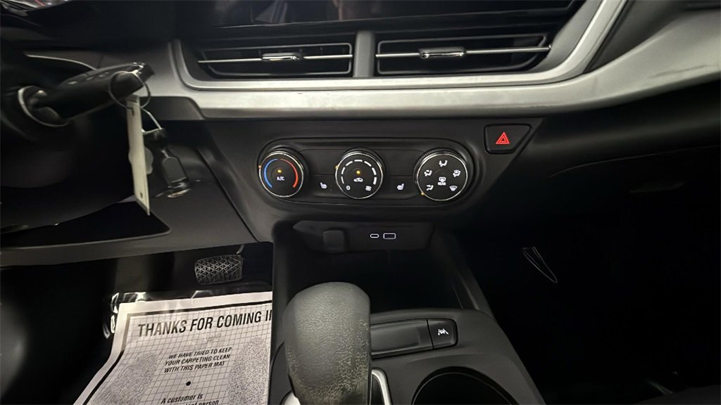 Certified 2024 Chevrolet Trax RS w/ Driver Confidence Package image 37