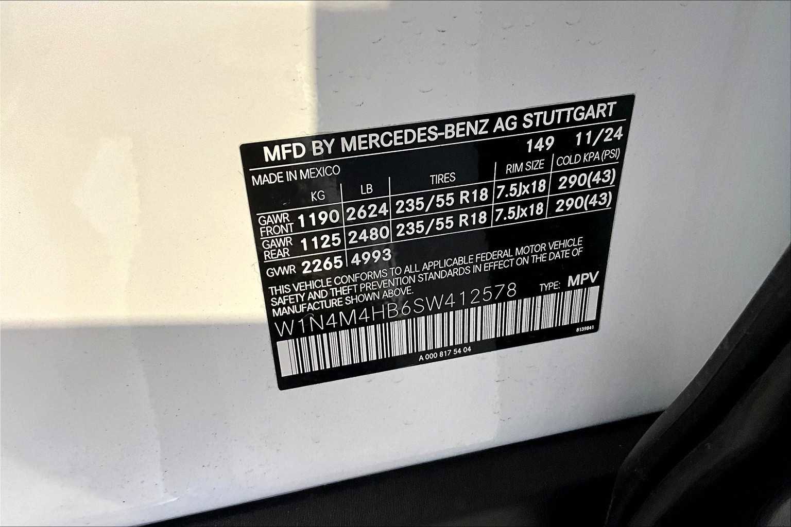 New 2025 Mercedes-Benz GLB 250 4MATIC image 17