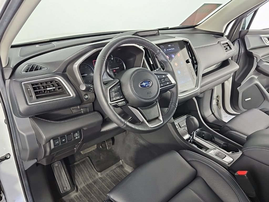 Used 2023 Subaru Ascent Limited w/ Technology Package AWD/4WD image 32