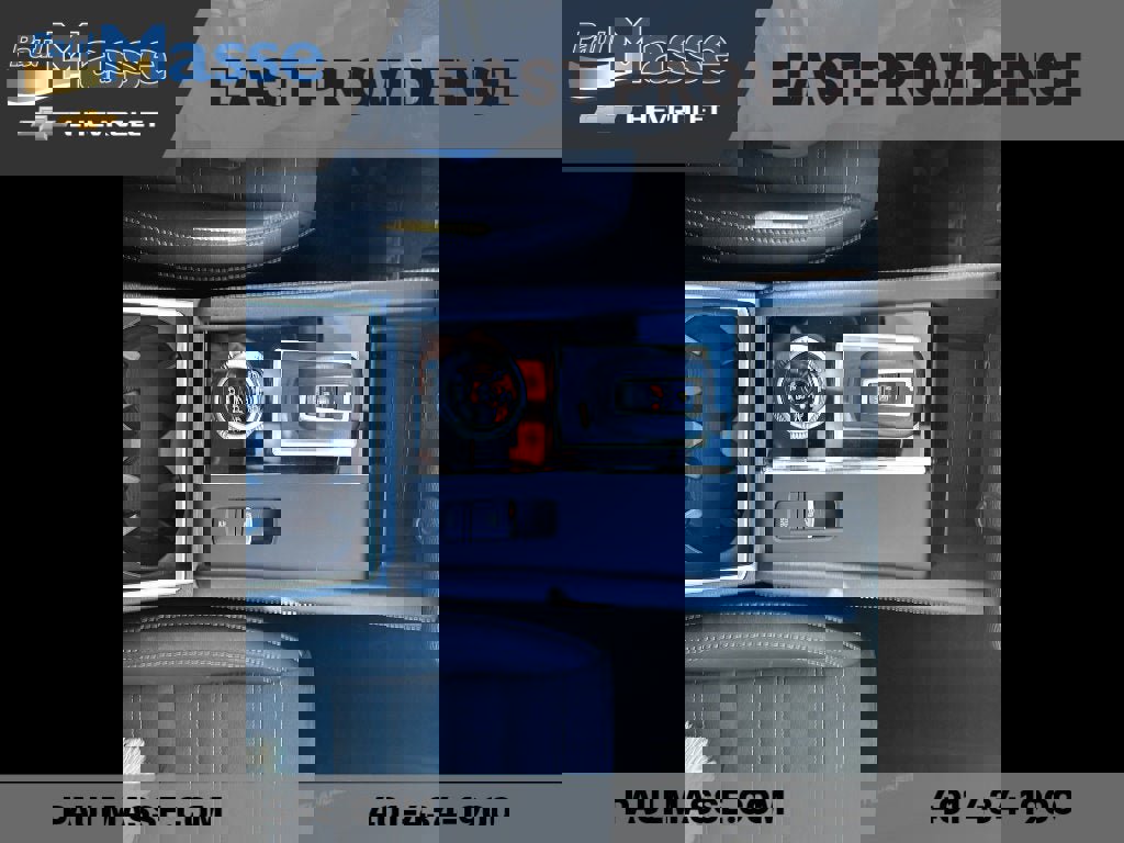 Used 2023 Mitsubishi Outlander SE image 18