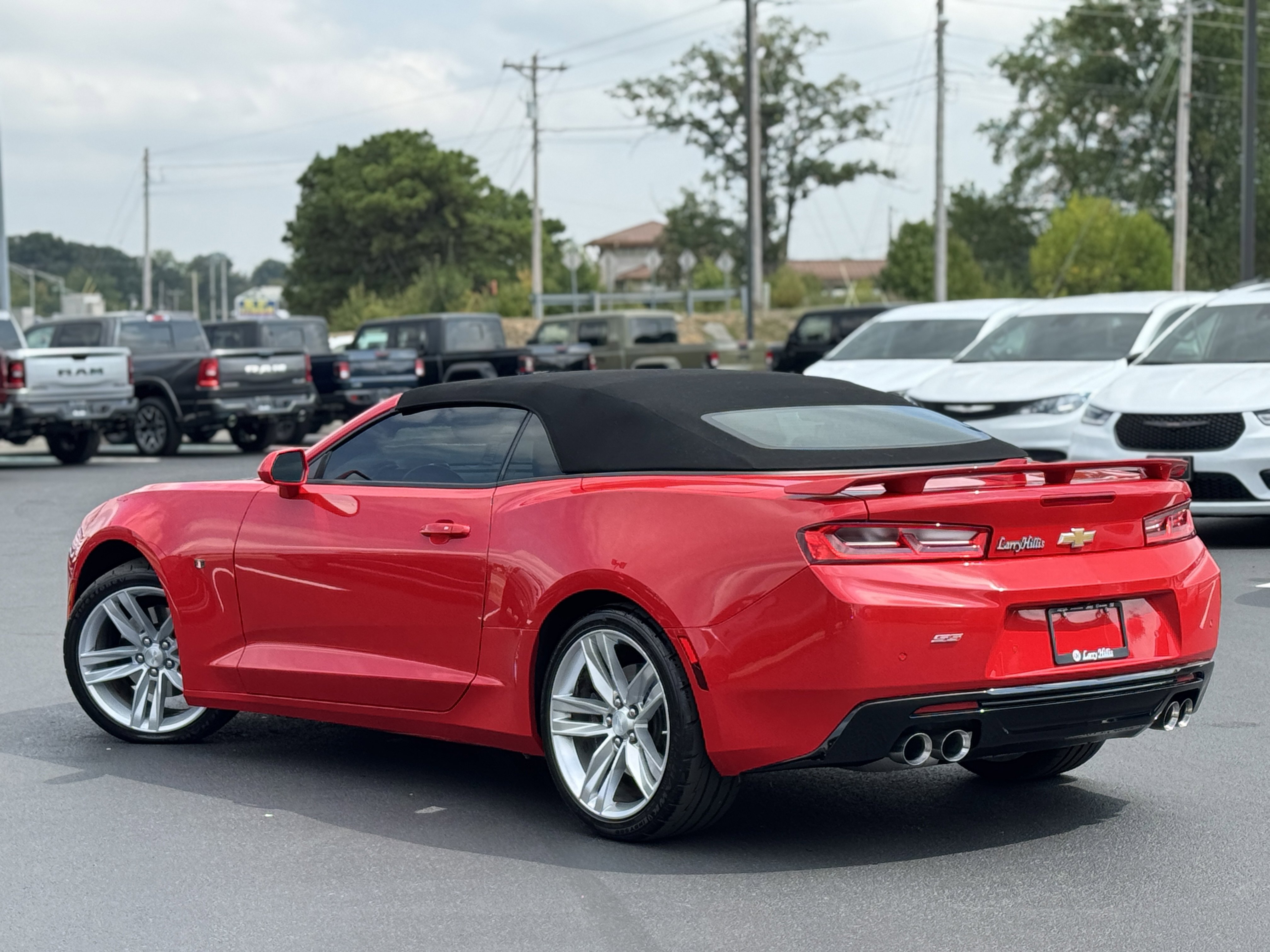 Used 2017 Chevrolet Camaro SS image 7