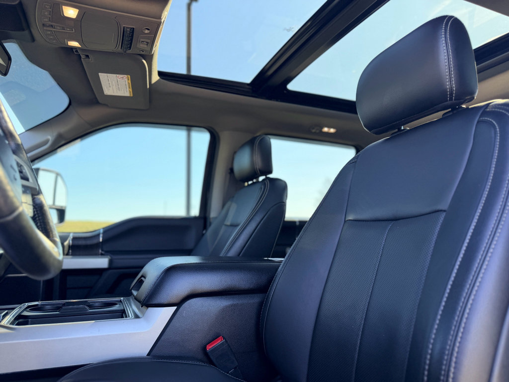 Used 2020 Ford F350 Lariat image 15