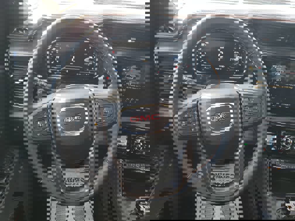 Used 2025 GMC Sierra 1500 AT4 w/ AT4 Preferred Package image 19