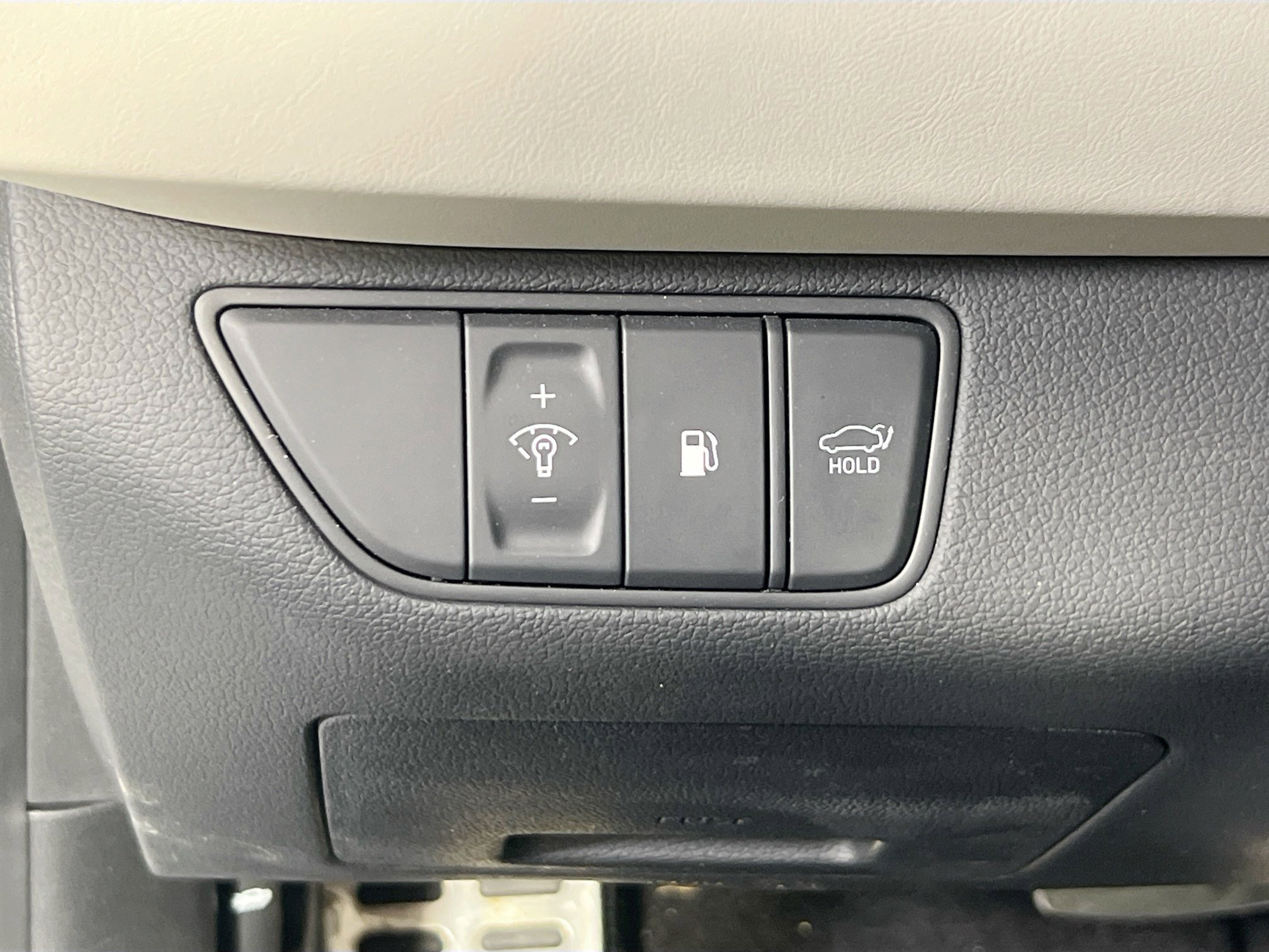 Used 2023 Genesis G70 3.3T w/ Sport Prestige Package image 10