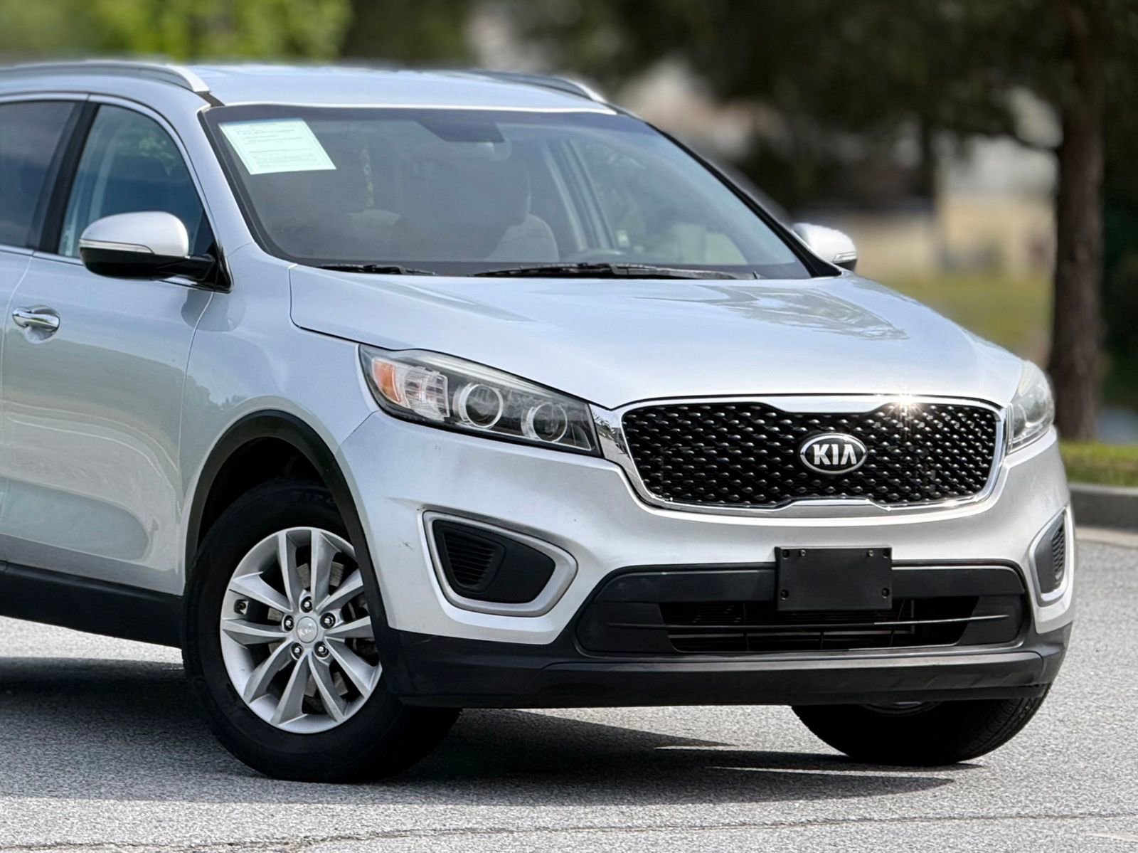 Used 2017 Kia Sorento LX FWD image 46