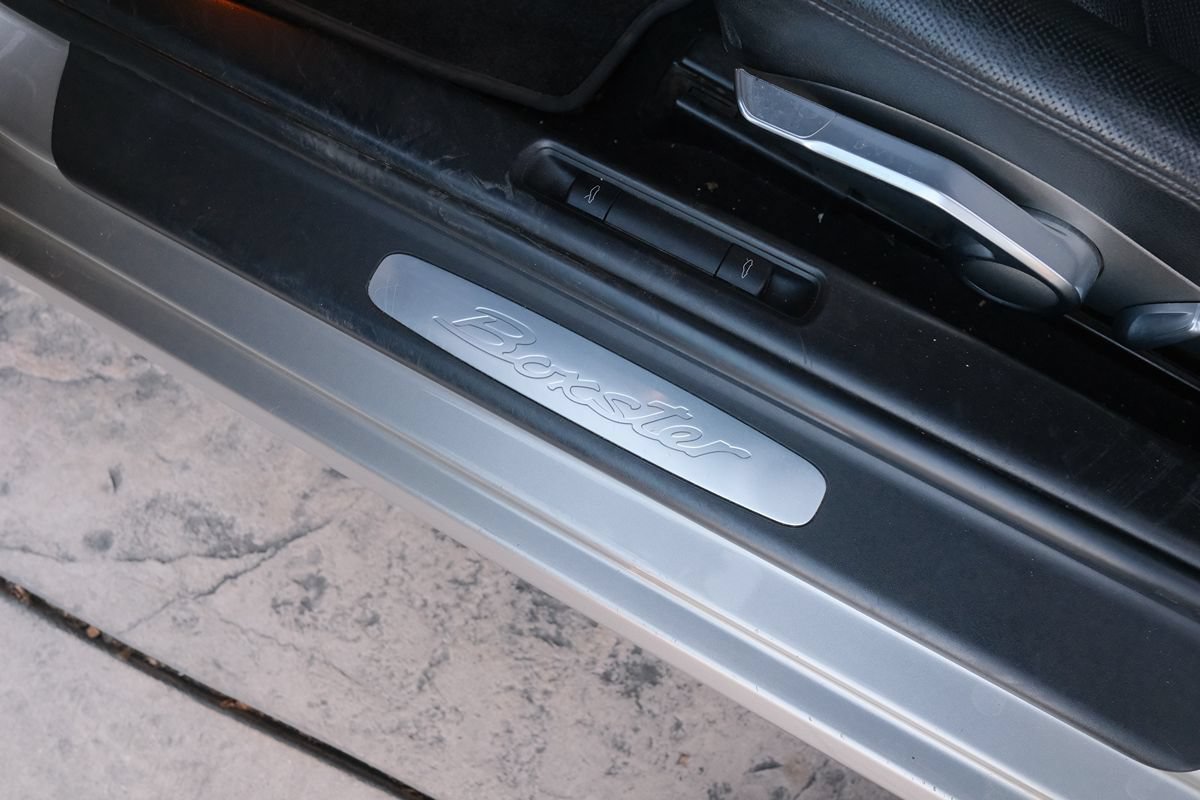 Used 2012 Porsche Boxster RWD image 34