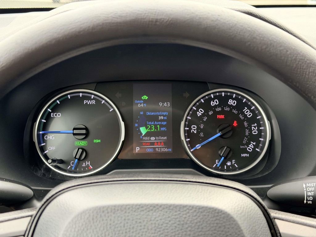 Certified 2022 Toyota RAV4 LE AWD/4WD image 9