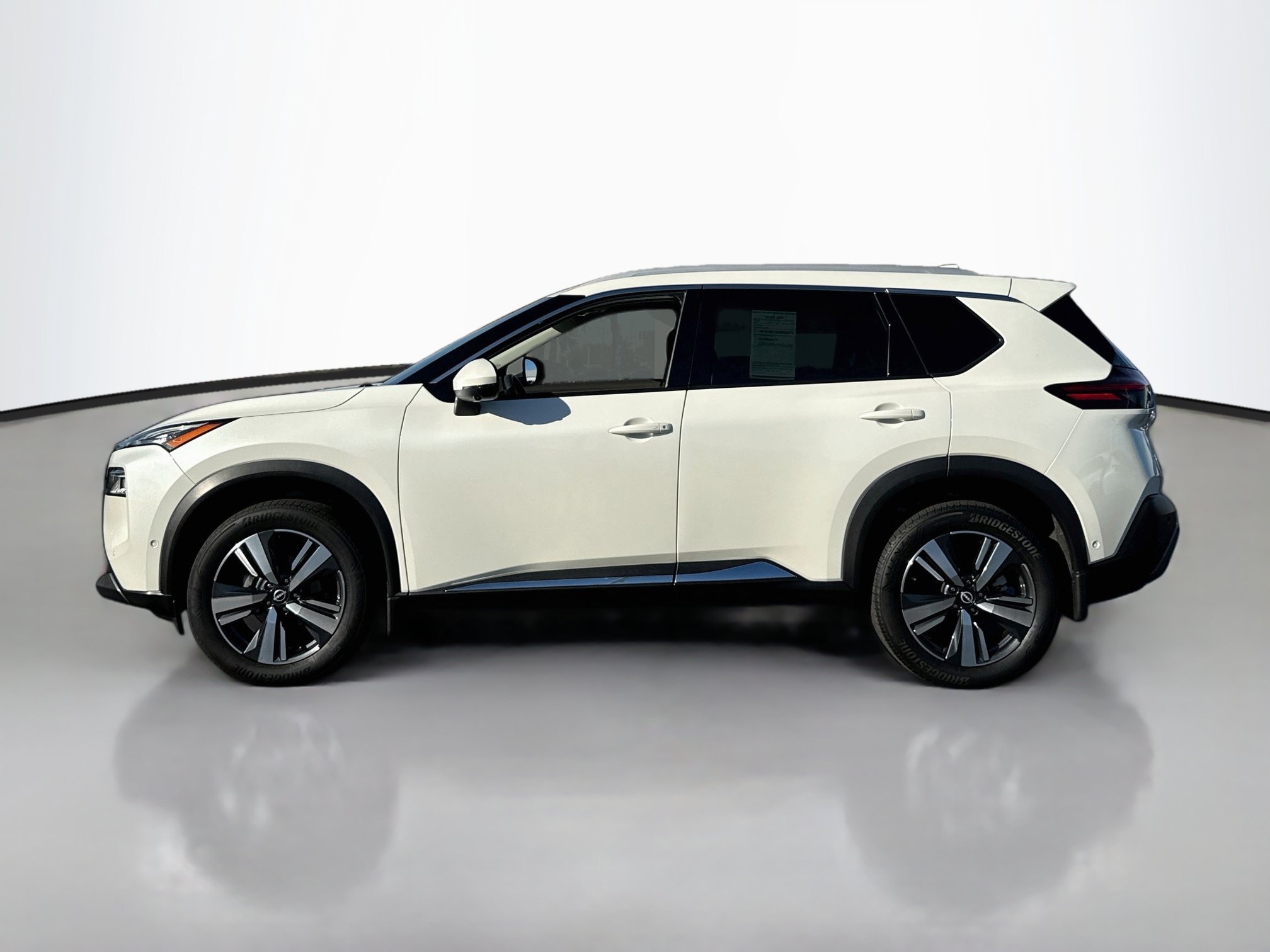 Certified 2023 Nissan Rogue SL w/ SL Premium Package AWD/4WD image 4
