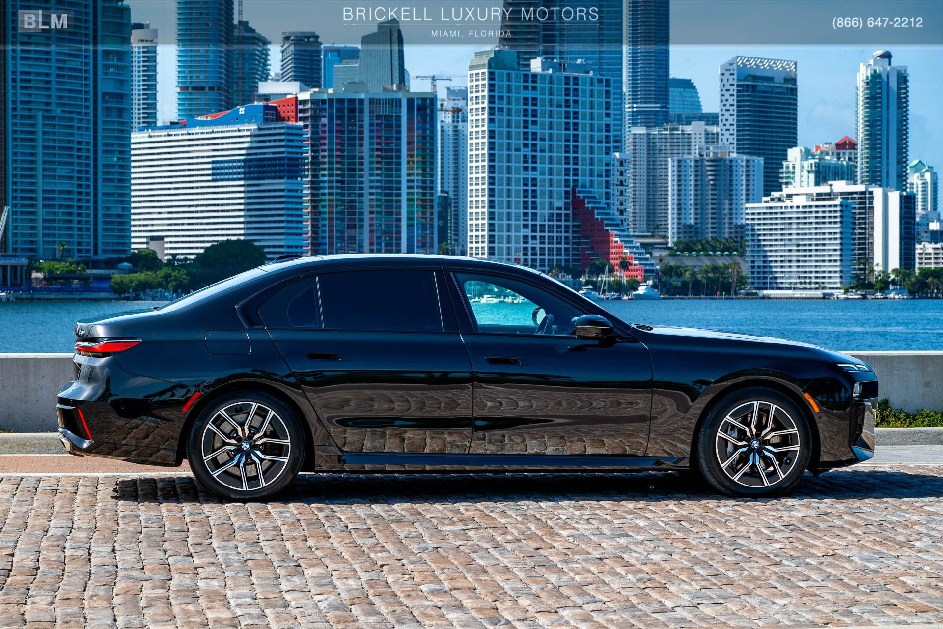 Used 2024 BMW 760i xDrive AWD/4WD image 13
