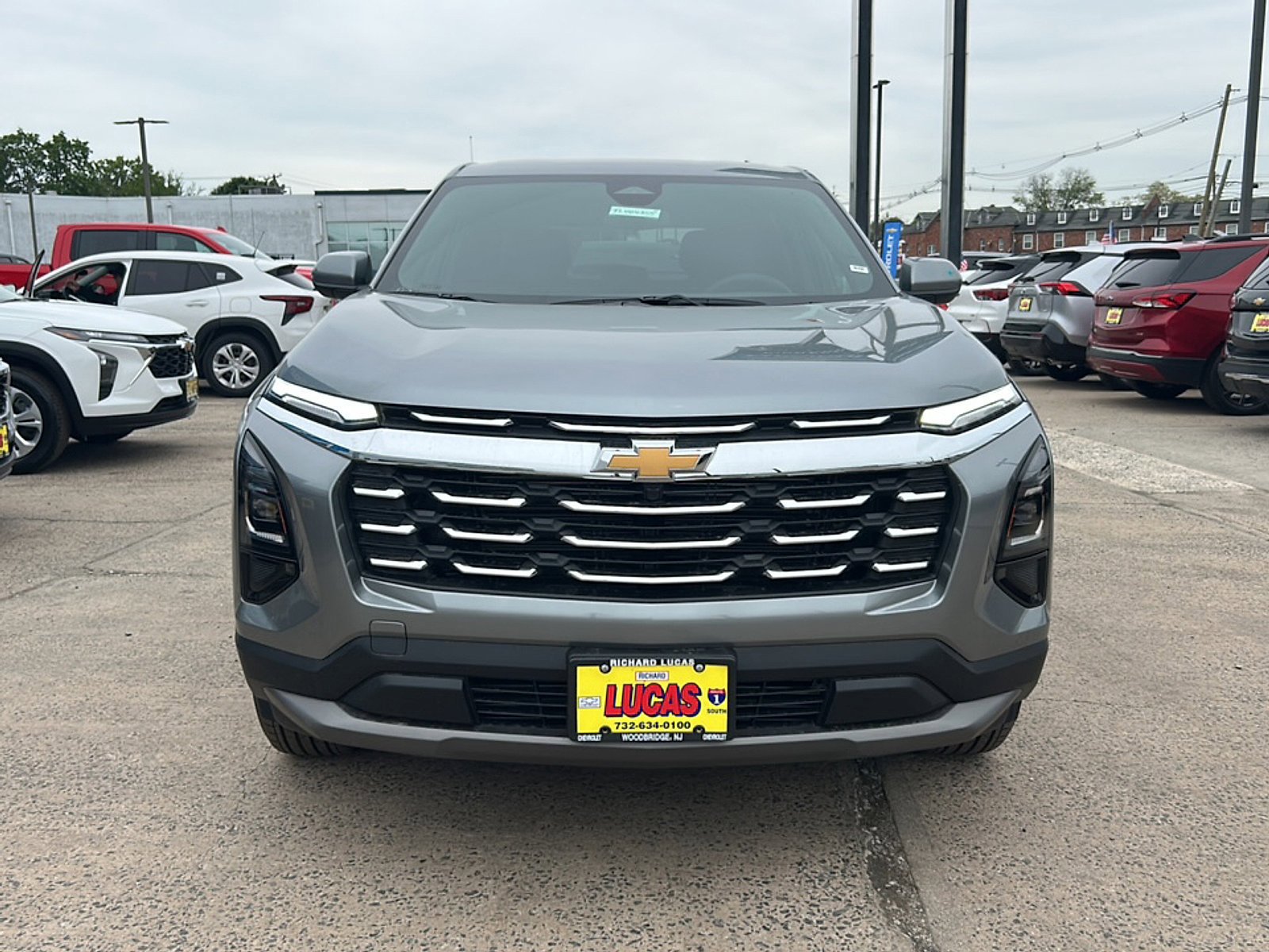 New 2026 Chevrolet Equinox LT w/ Convenience Package II AWD/4WD image 3