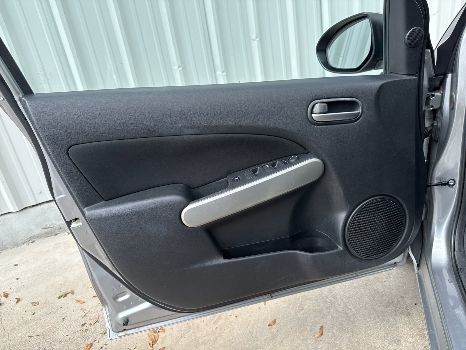 Used 2011 MAZDA MAZDA2 Touring image 11