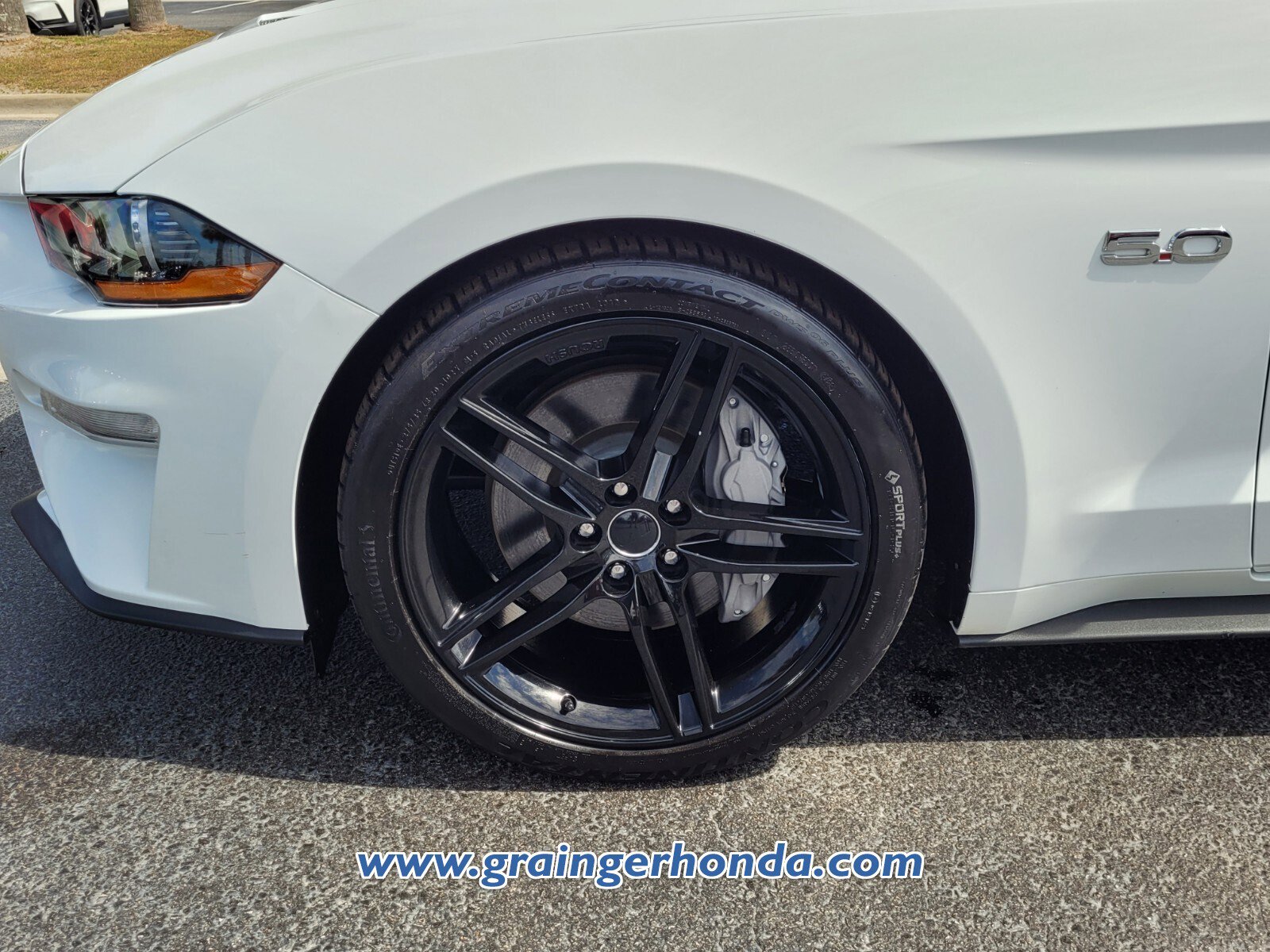 Used 2022 Ford Mustang GT Premium w/ Equipment Group 401A image 9