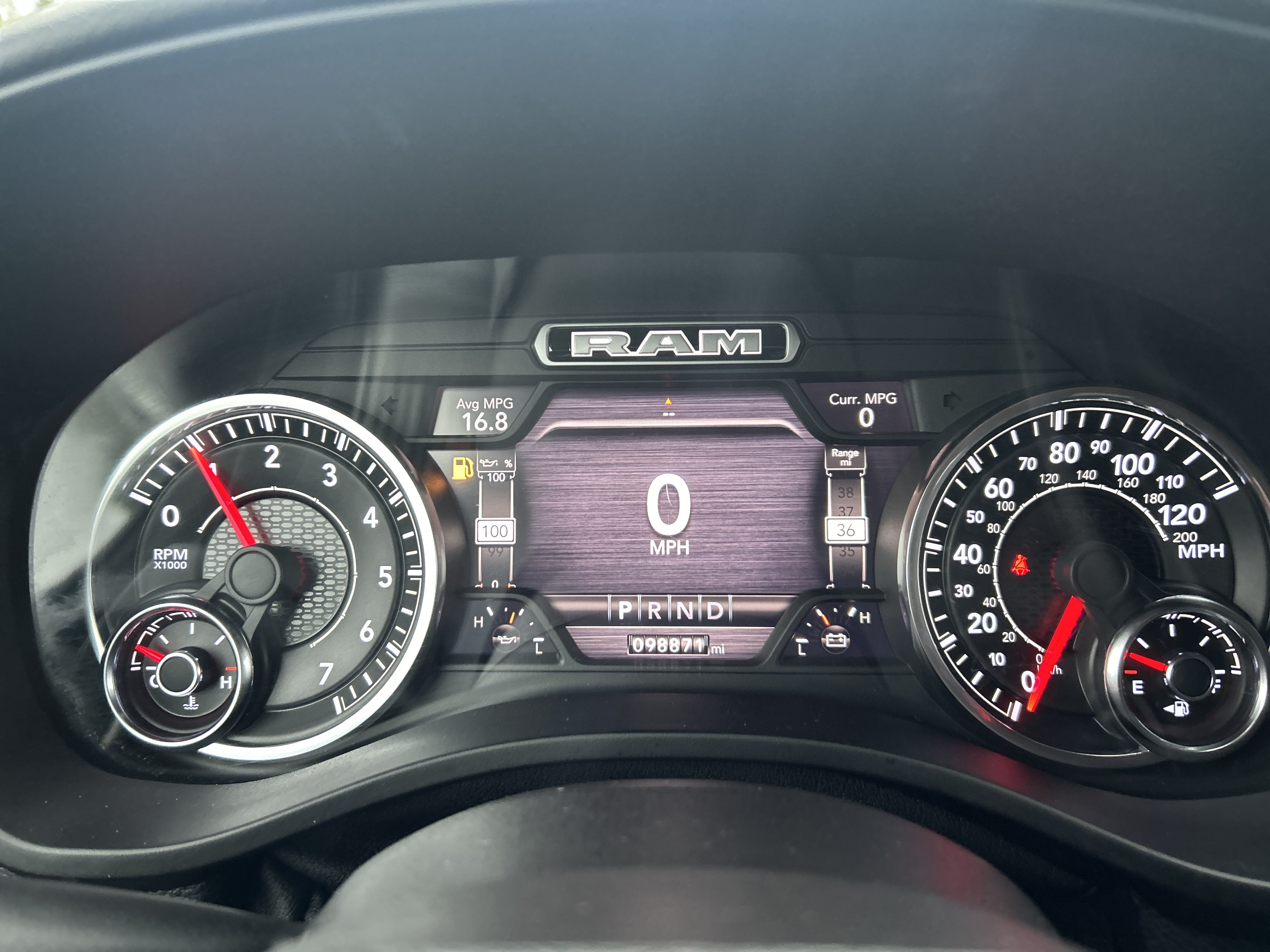 Used 2020 RAM 1500 Big Horn AWD/4WD image 14